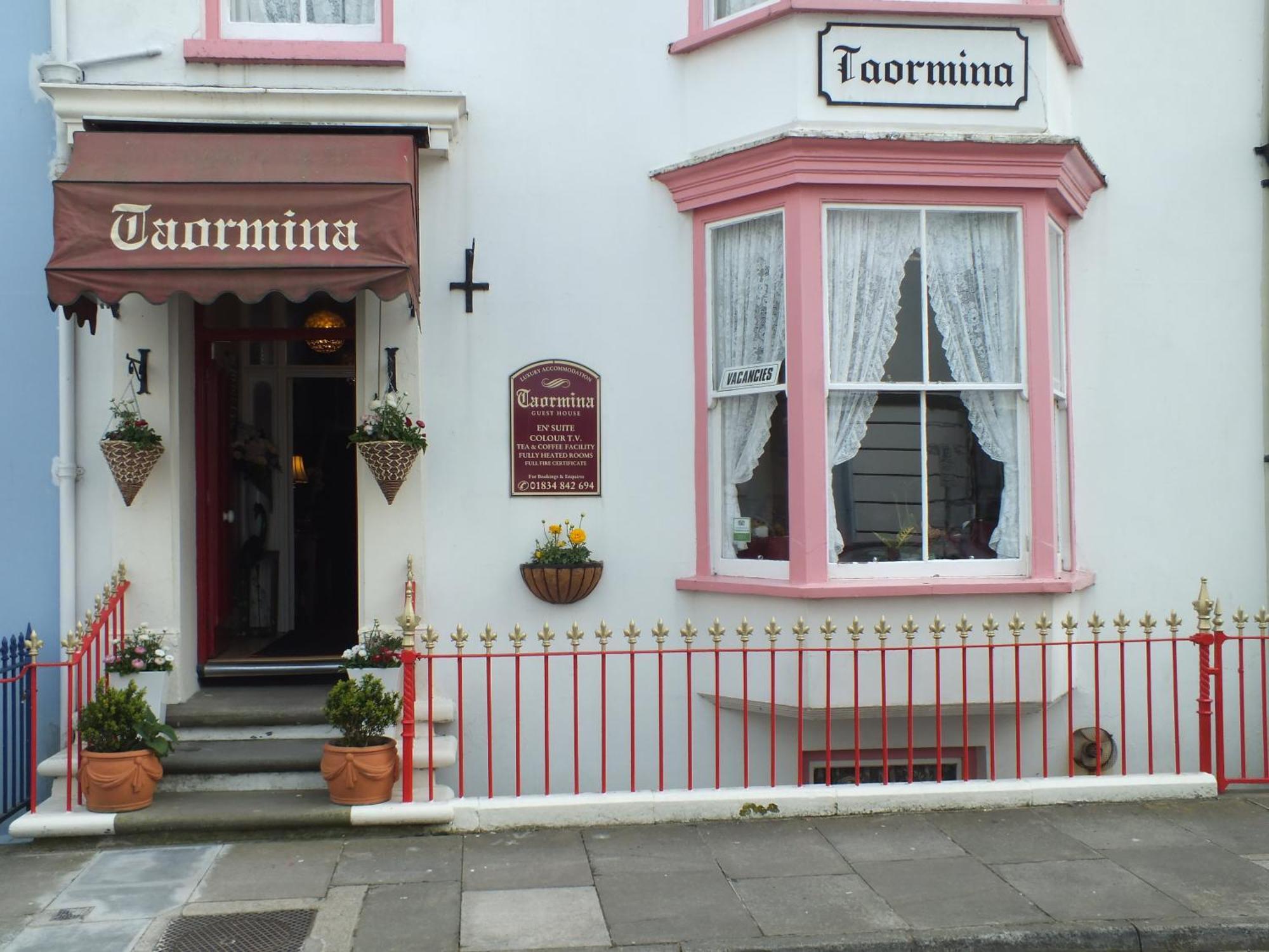 Taormina Guest House テンビー エクステリア 写真